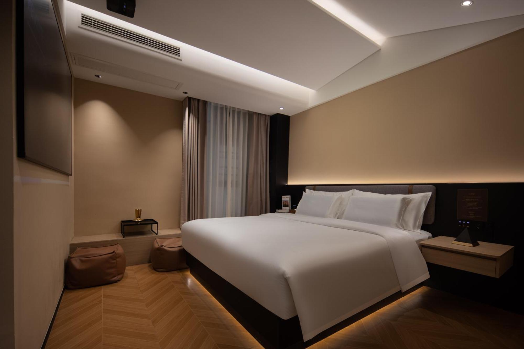 See You Soon At The Ritz Rose Summer Hotel Sanya Exterior foto